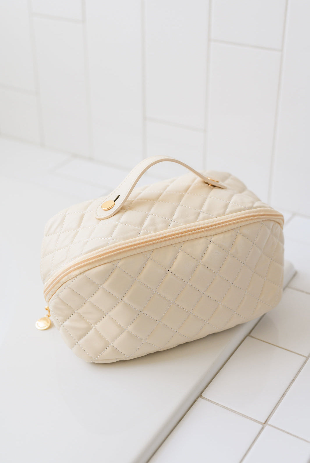 Large Capacity Quilted Makeup Bag in Cream-Handbags-Ave Shops-Urban Threadz Boutique, Women's Fashion Boutique in Saugatuck, MI