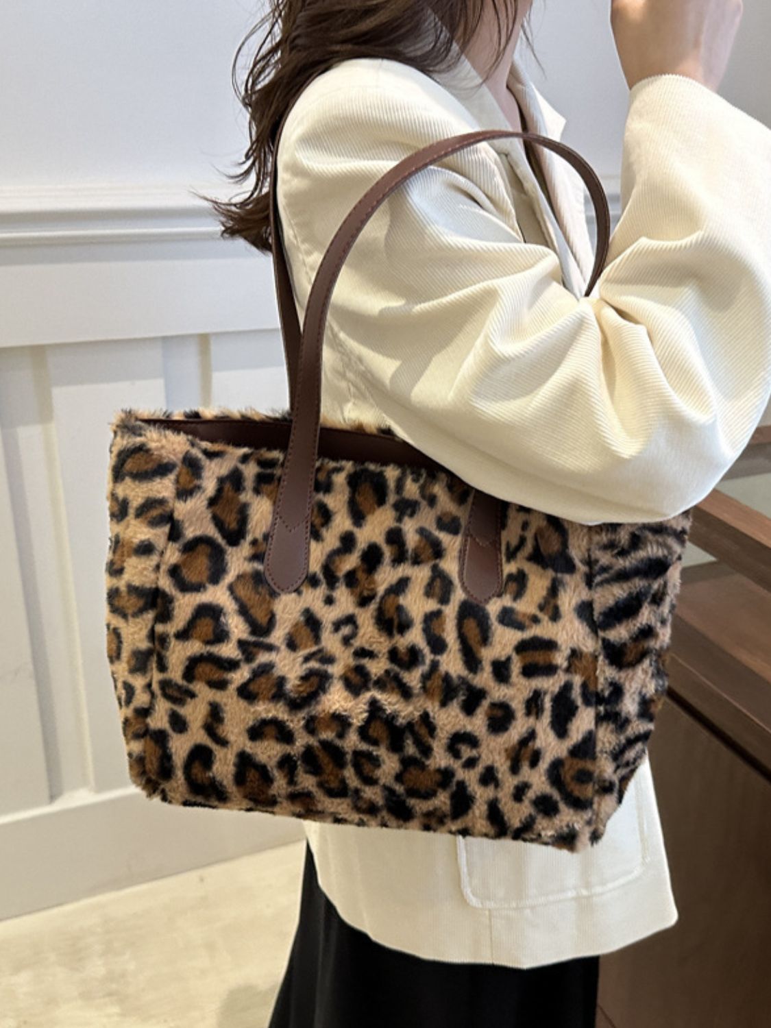 Leopard Fluff Tote Bag-Trendsi-Urban Threadz Boutique, Women's Fashion Boutique in Saugatuck, MI