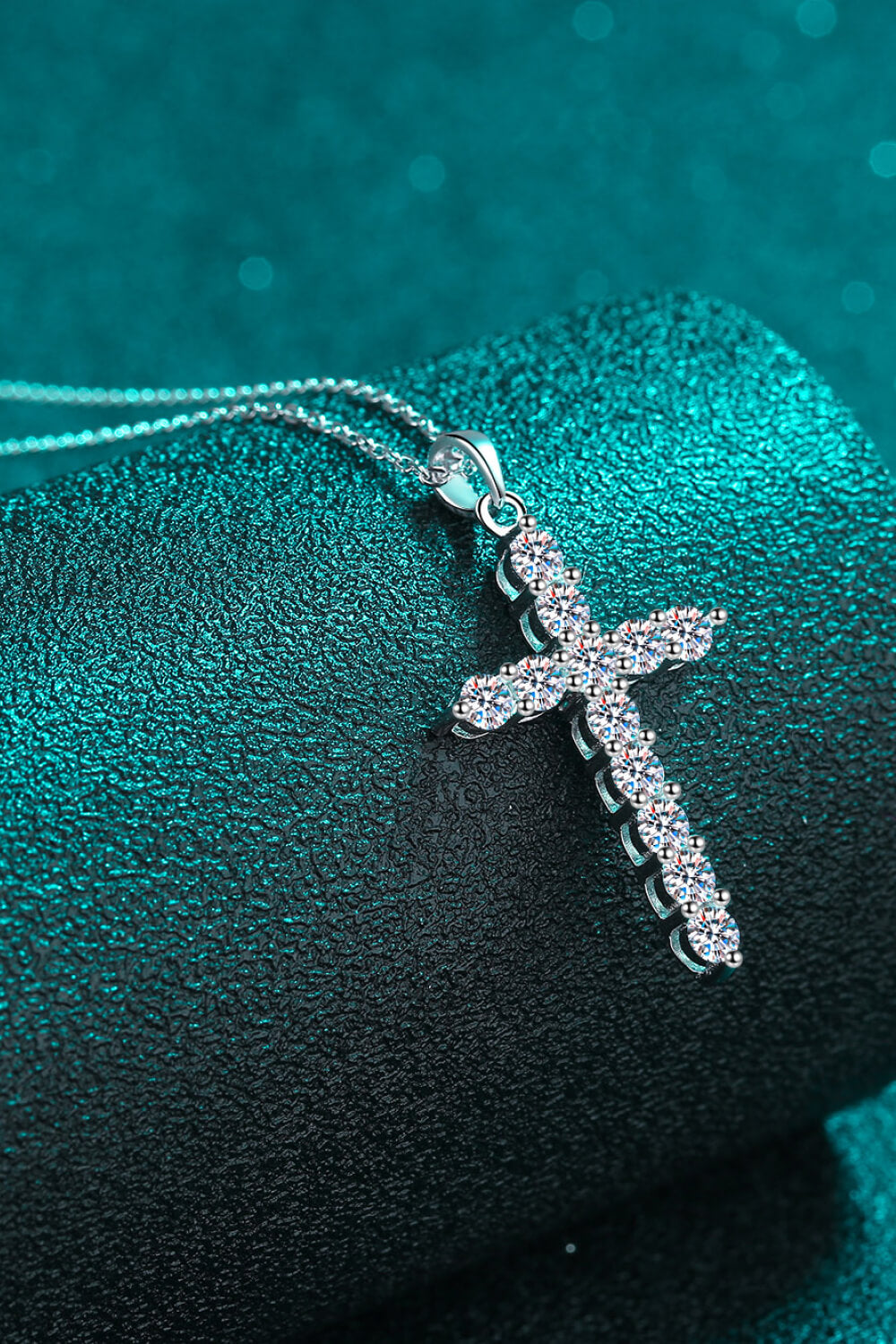 Moissanite Cross Pendant Chain Necklace-Trendsi-Urban Threadz Boutique, Women's Fashion Boutique in Saugatuck, MI