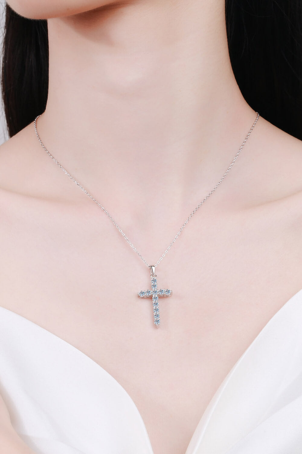 Moissanite Cross Pendant Chain Necklace-Trendsi-Urban Threadz Boutique, Women's Fashion Boutique in Saugatuck, MI