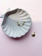 Sea Shell Charm-Charms & Pendants-The Sis Kiss®-Urban Threadz Boutique, Women's Fashion Boutique in Saugatuck, MI