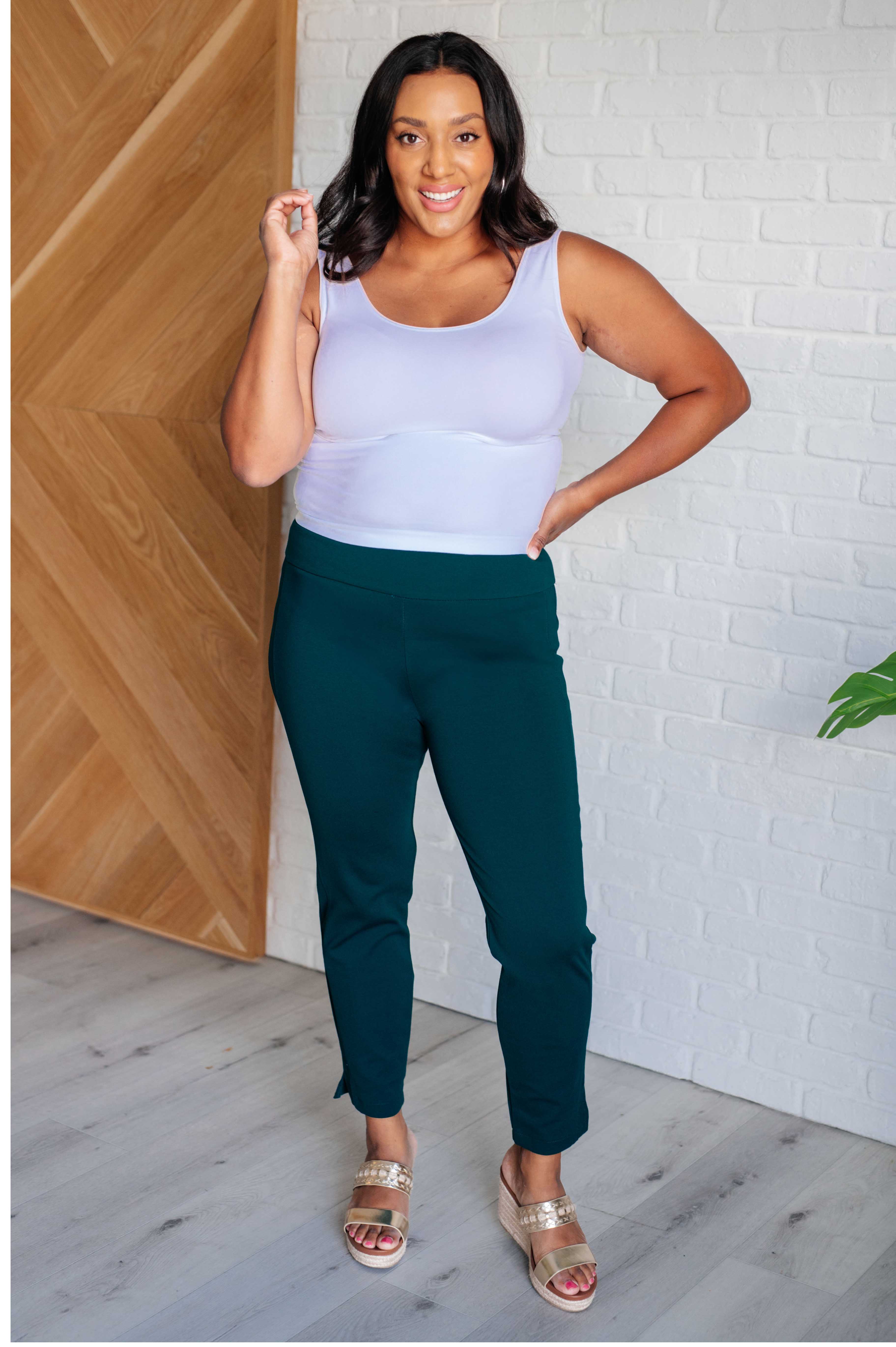 Magic Ankle Crop Skinny Pants in Hunter Green-Bottoms-Ave Shops-Urban Threadz Boutique, Women's Fashion Boutique in Saugatuck, MI