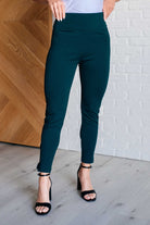 Magic Ankle Crop Skinny Pants in Hunter Green-Bottoms-Ave Shops-Urban Threadz Boutique, Women's Fashion Boutique in Saugatuck, MI