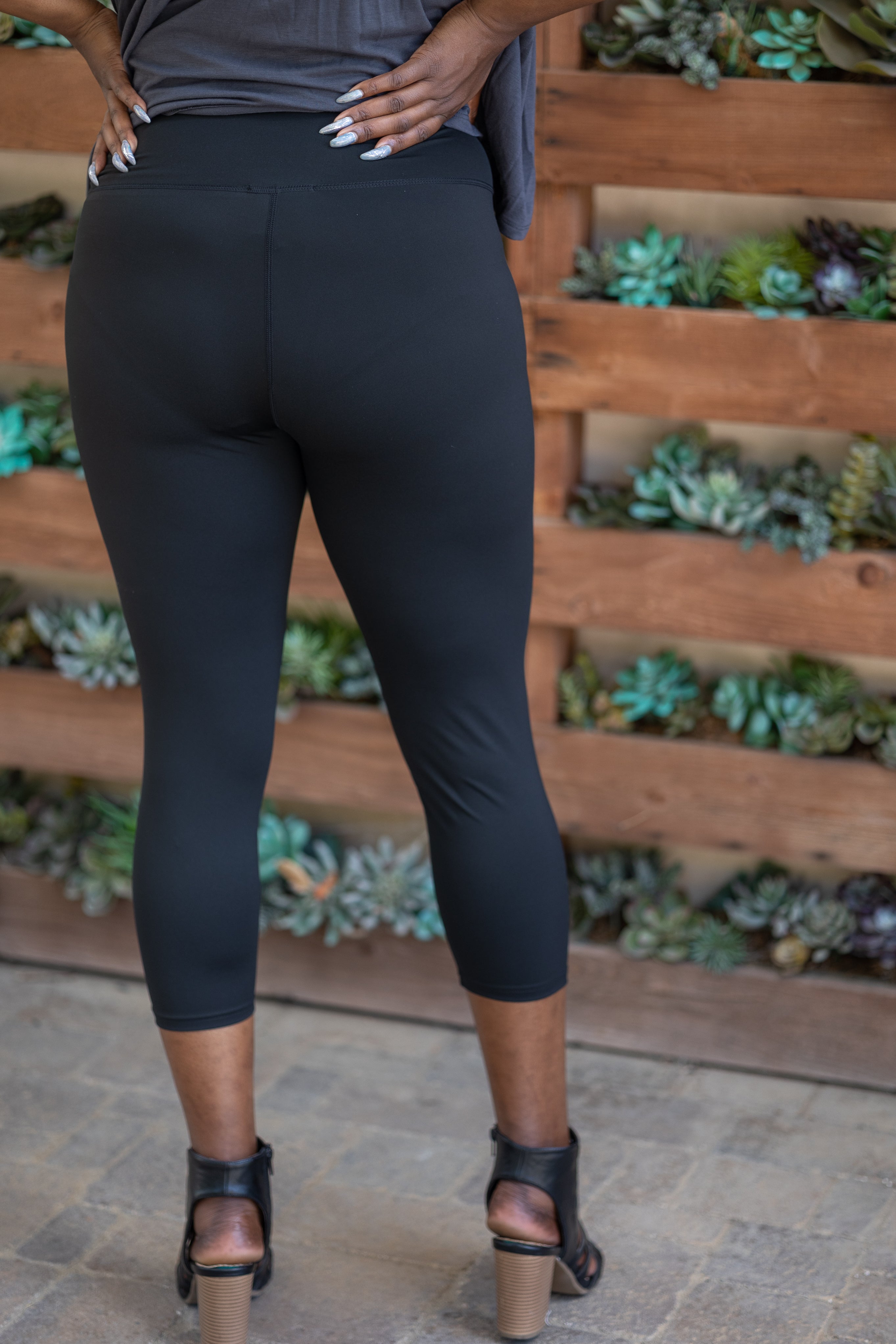 Perfect Curves Crop Leggings-Giftmas-Boutique Simplified-Urban Threadz Boutique, Women's Fashion Boutique in Saugatuck, MI